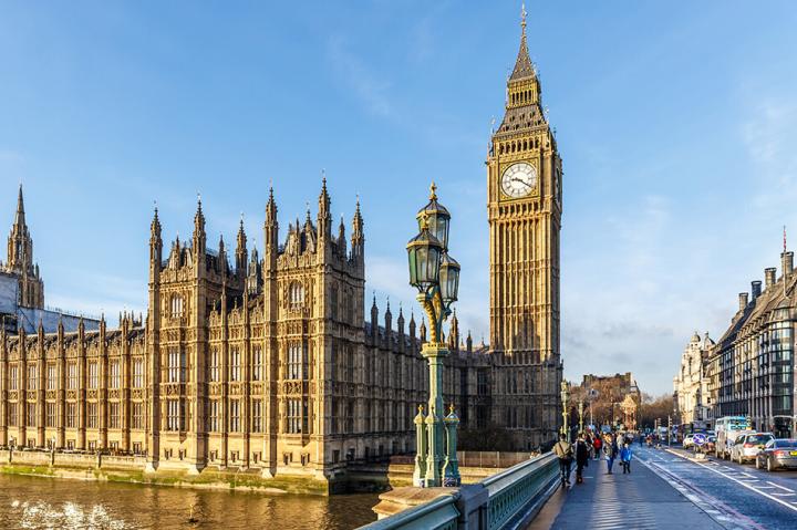 Houses of Parliament and big ben